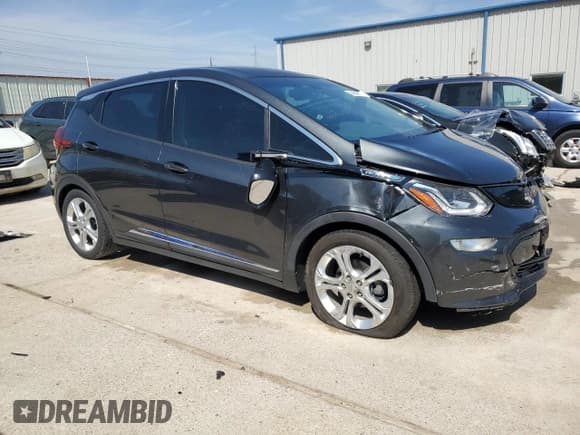 ✅ 2017 Chevrolet Bolt EV LT • VIN: 1G1FW6S07H4186996 • Lot: 66609684. Wystawiony na Copart z przebiegiem 93 403 mil. Bezpłatny archiwum sprzedaży aukcyjnych z USA i szczegółowy raport historii pojazdu na DreamBid. Zdjęcie 4.