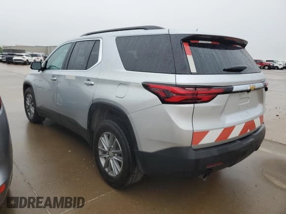✅ 2022 Chevrolet Traverse LT Cloth • VIN: 1GNEVMKW4NJ171794 • Lot: 51499765. Wystawiony na Copart z przebiegiem 396 683 mil. Bezpłatny archiwum sprzedaży aukcyjnych z USA i szczegółowy raport historii pojazdu na DreamBid. Zdjęcie 2.