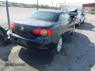 ✅ 2007 Volkswagen Eos • VIN: WVWAA71FX7V029158 • Lot: 43731653. Wystawiony na IAAI z przebiegiem 104 216 mil. Bezpłatny archiwum sprzedaży aukcyjnych z USA i szczegółowy raport historii pojazdu na DreamBid. Zdjęcie 4.