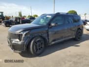 ✅ 2024 Kia EV9 GT-Line • VIN: KNDAEFS55R6023124 • Lot: 70505885. Wystawiony na Copart z przebiegiem 17 201 mil. Bezpłatny archiwum sprzedaży aukcyjnych z USA i szczegółowy raport historii pojazdu na DreamBid. Zdjęcie 1.