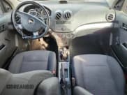 ✅ 2011 Chevrolet Aveo 1LT • VIN: KL1TD5DE3BB138795 • Lot: 86105815. Wystawiony na Copart z przebiegiem 124 456 mil. Bezpłatny archiwum sprzedaży aukcyjnych z USA i szczegółowy raport historii pojazdu na DreamBid. Zdjęcie 8.