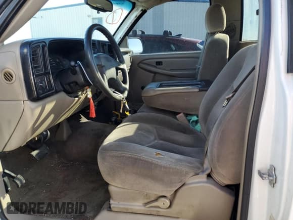 ✅ 2006 GMC Sierra 1500 Work Truck • VIN: 1GTEC14V36Z120890 • Лот: 88121635. Опубликован ранее на Copart с пробегом 194 591 миль. Бесплатный доступ к архиву аукционных продаж из США и подробный отчёт об истории автомобиля на DreamBid. Изображение 7.