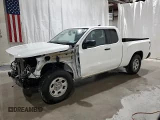 ✅ 2023 Nissan Frontier S • VIN: 1N6ED1CL6PN637989 • Лот: 85513165. Опубликован ранее на Copart с пробегом 58 883 миль. Бесплатный доступ к архиву аукционных продаж из США и подробный отчёт об истории автомобиля на DreamBid. Изображение 1.