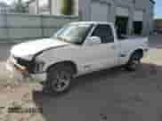 1998 Chevrolet S-10 LS с VIN 1GCCS1449W8235985, выставлен на аукционе Copart как лот 75587934 с пробегом 187 237 миль миль и Списание • Salvage title. История ставок и продаж доступна на DreamBid. Изображение 1.