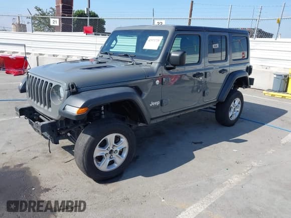 ✅ 2019 Jeep Wrangler Unlimited Sport • VIN: 1C4HJXDG1KW537606 • Lot: 42973720. Listed on IAAI with 61,076 mi. Free auction sales archive from the USA and detailed vehicle history report at DreamBid. Image 2.