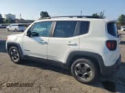 ✅ 2018 Jeep Renegade Latitude • VIN: ZACCJABH3JPH84267 • Лот: 60865915. Опубликован ранее на Copart с пробегом 117 307 миль. Бесплатный доступ к архиву аукционных продаж из США и подробный отчёт об истории автомобиля на DreamBid. Изображение 2.