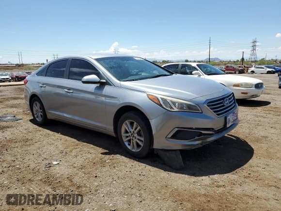 ✅ 2017 Hyundai Sonata SE • VIN: 5NPE24AF2HH519639 • Lot: 83976905. Listed on Copart with Not provided. Free auction sales archive from the USA and detailed vehicle history report at DreamBid. Image 4.