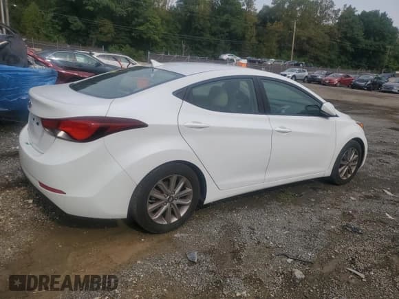 ✅ 2015 Hyundai Elantra SE • VIN: 5NPDH4AEXFH552578 • Lot: 84165045. Listed on Copart with 69,333 mi. Free auction sales archive from the USA and detailed vehicle history report at DreamBid. Image 3.