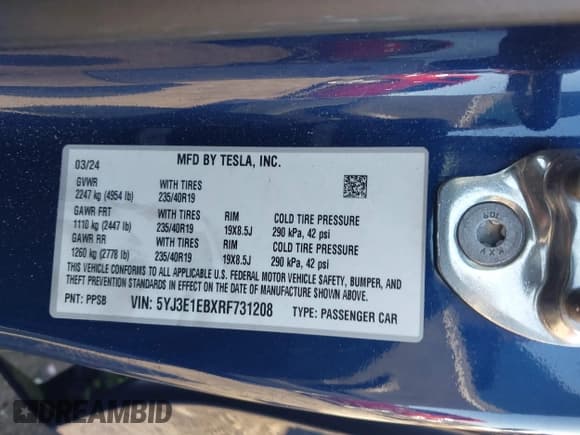 ✅ 2024 Tesla Model 3 Long Range • VIN: 5YJ3E1EBXRF731208 • Lot: 43366607. Wystawiony na IAAI z przebiegiem 28 928 mil. Bezpłatny archiwum sprzedaży aukcyjnych z USA i szczegółowy raport historii pojazdu na DreamBid. Zdjęcie 9.