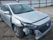 ✅ 2017 Hyundai Ioniq Blue • VIN: KMHC65LC2HU048243 • Lot: 41945177. Wystawiony na IAAI z przebiegiem 96 215 mil. Bezpłatny archiwum sprzedaży aukcyjnych z USA i szczegółowy raport historii pojazdu na DreamBid. Zdjęcie 6.