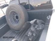 ✅ 2021 Toyota Tacoma SR • VIN: 5TFAX5GN2MX189827 • Lot: 43033956. Wystawiony na IAAI z przebiegiem 66 116 mil. Bezpłatny archiwum sprzedaży aukcyjnych z USA i szczegółowy raport historii pojazdu na DreamBid. Zdjęcie 12.