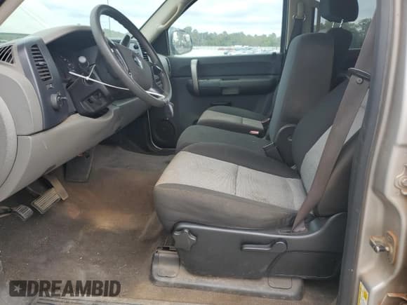 ✅ 2009 Chevrolet Silverado 1500 LS • VIN: 3GCEC13C39G116858 • Lot: 86135085. Listed on Copart with 203,297 mi. Free auction sales archive from the USA and detailed vehicle history report at DreamBid. Image 7.