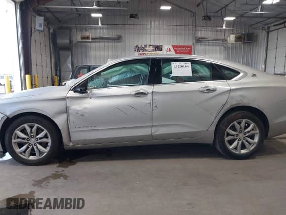 ✅ 2016 Chevrolet Impala LT • VIN: 2G1105SA1G9170478 • Lot: 43220164. Listed on IAAI with 145,107 mi. Free auction sales archive from the USA and detailed vehicle history report at DreamBid. Image 14.