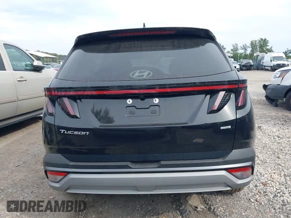 ✅ 2025 Hyundai Tucson SEL Convenience • VIN: 5NMJCCDE9SH467472 • Lot: 43221816. Wystawiony na IAAI z przebiegiem 8 081 mil. Bezpłatny archiwum sprzedaży aukcyjnych z USA i szczegółowy raport historii pojazdu na DreamBid. Zdjęcie 16.