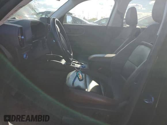 ✅ 2023 Ford Bronco Sport Outer Banks • VIN: 3FMCR9C65PRE22780 • Лот: 85850005. Опубликован ранее на Copart с пробегом 29 060 миль. Бесплатный доступ к архиву аукционных продаж из США и подробный отчёт об истории автомобиля на DreamBid. Изображение 7.