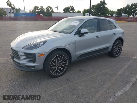 ✅ 2020 Porsche Macan • VIN: WP1AA2A57LLB03649 • Lot: 43001953. Wystawiony na IAAI z przebiegiem 74 528 mil. Bezpłatny archiwum sprzedaży aukcyjnych z USA i szczegółowy raport historii pojazdu na DreamBid. Zdjęcie 2.