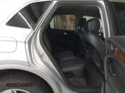 ✅ 2018 Audi Q5 Premium Plus • VIN: WA1BNAFY6J2124450 • Lot: 43265610. Listed on IAAI with 184,942 mi. Free auction sales archive from the USA and detailed vehicle history report at DreamBid. Image 8.