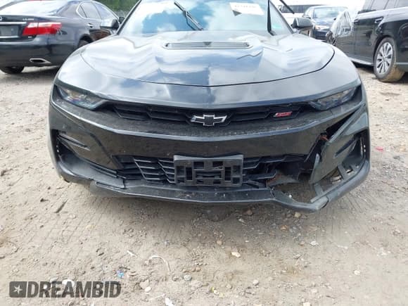 ✅ 2022 Chevrolet Camaro LT1 • VIN: 1G1FF1R70N0129998 • Lot: 42541190. Wystawiony na IAAI z przebiegiem 51 954 mil. Bezpłatny archiwum sprzedaży aukcyjnych z USA i szczegółowy raport historii pojazdu na DreamBid. Zdjęcie 6.