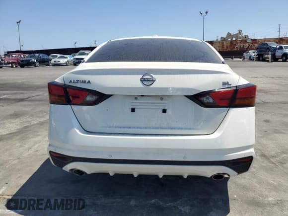 ✅ 2025 Nissan Altima SL • VIN: 1N4BL4EVXSN319381 • Lot: 61400615. Listed on Copart with 5,838 mi. Free auction sales archive from the USA and detailed vehicle history report at DreamBid. Image 6.