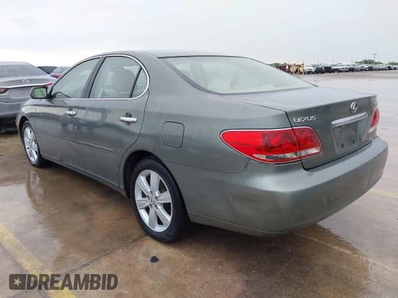✅ 2005 Lexus ES 350 • VIN: JTHBA30G755063805 • Lot: 42376576. Listed on IAAI with 209,524 mi. Free auction sales archive from the USA and detailed vehicle history report at DreamBid. Image 3.