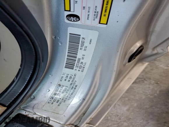 ✅ 2011 Chrysler 200 Limited • VIN: 1C3BC7EG1BN560666 • Лот: 95310485. Опубликован ранее на Copart с пробегом 60 499 миль. Бесплатный доступ к архиву аукционных продаж из США и подробный отчёт об истории автомобиля на DreamBid. Изображение 12.