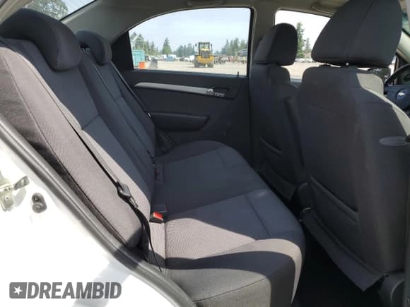 ✅ 2010 Chevrolet Aveo 1LT • VIN: KL1TD5DE7AB127992 • Lot: 62000895. Wystawiony na Copart z przebiegiem 66 769 mil. Bezpłatny archiwum sprzedaży aukcyjnych z USA i szczegółowy raport historii pojazdu na DreamBid. Zdjęcie 10.