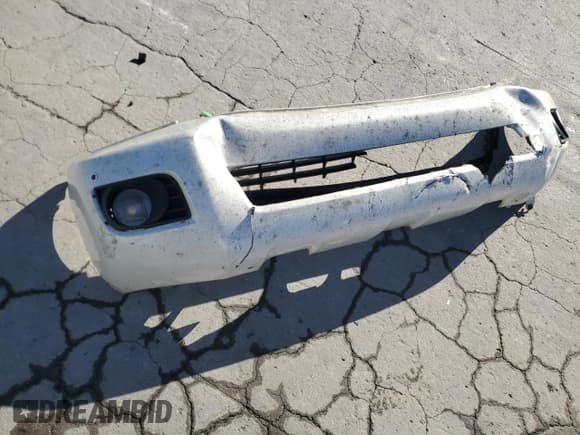 ✅ 2012 Toyota Sequoia Platinum • VIN: 5TDDW5G14CS062207 • Lot: 85547175. Listed on Copart with 171,208 mi. Free auction sales archive from the USA and detailed vehicle history report at DreamBid. Image 13.