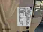 2005 Chevrolet Equinox LT z VIN 2CNDL73F856107602, wystawiony jako Copart lot #71632674 z przebiegiem 149 795 mil mil oraz Czysty tytuł • Clean title. Historia ofert i sprzedaży dostępna na DreamBid. Obrazek 13.