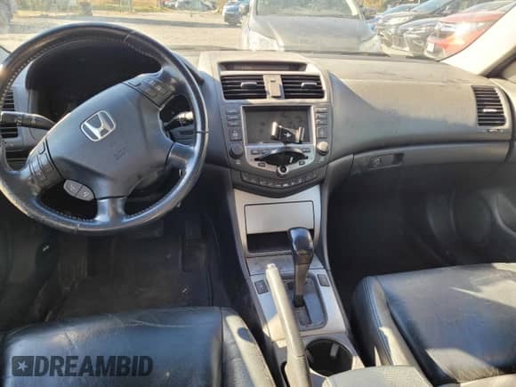 2007 Honda Accord with VIN JHMCN36557C800173, listed as a Copart auction lot 90847235 with 195,348 mi miles and Clean title. Bid and sale history available at DreamBid. Image 9.