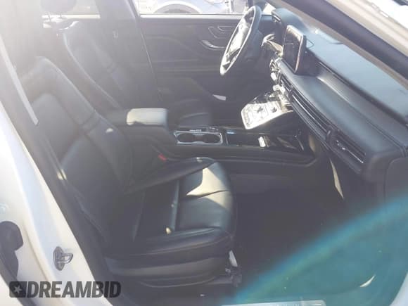 ✅ 2022 Lincoln Corsair Standard • VIN: 5LMCJ1C93NUL30010 • Лот: 43480092. Опубликован ранее на IAAI с пробегом 33 932 миль. Бесплатный доступ к архиву аукционных продаж из США и подробный отчёт об истории автомобиля на DreamBid. Изображение 5.