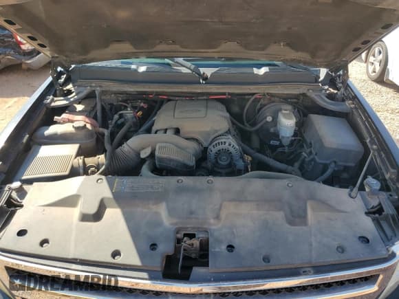 ✅ 2008 Chevrolet Silverado 1500 • VIN: 2GCFC13Y981285578 • Лот: 75723404. Опубликован ранее на Copart с пробегом 206 274 миль. Бесплатный доступ к архиву аукционных продаж из США и подробный отчёт об истории автомобиля на DreamBid. Изображение 11.