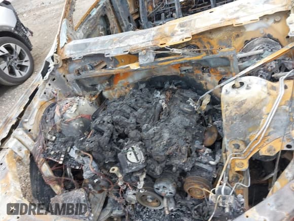 ✅ 2020 Jeep Grand Cherokee Overland • VIN: 1C4RJFCG6LC137608 • Lot: 41306755. Listed on IAAI with 125,973 mi. Free auction sales archive from the USA and detailed vehicle history report at DreamBid. Image 10.