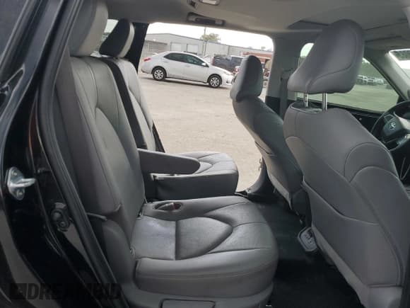 ✅ 2021 Toyota Highlander Limited • VIN: 5TDYZRAH8MS047524 • Lot: 67279085. Listed on Copart with 47,524 mi. Free auction sales archive from the USA and detailed vehicle history report at DreamBid. Image 11.