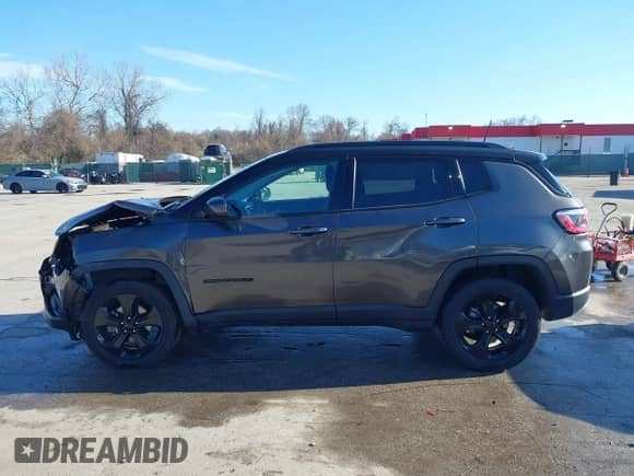 2020 Jeep Compass Latitude с VIN 3C4NJDBB5LT101115, выставлен на аукционе IAAI как лот 41857821 с пробегом 35 550 миль миль и . История ставок и продаж доступна на DreamBid. Изображение 14.