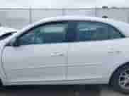 2013 Chevrolet Malibu LS z VIN 1G11A5SA2DF336281, wystawiony jako IAAI lot #42721117 z przebiegiem 127 870 mil mil oraz . Historia ofert i sprzedaży dostępna na DreamBid. Obrazek 15.