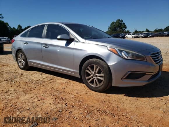 2016 Hyundai Sonata 2.4L z VIN 5NPE24AF1GH357100, wystawiony jako Copart lot #80179515 z przebiegiem 149 248 mil mil oraz Szkoda całkowita • Salvage title. Historia ofert i sprzedaży dostępna na DreamBid. Obrazek 4.