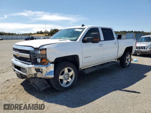 ✅ 2015 Chevrolet Silverado 2500HD LT • VIN: 1GC1KVE83FF595183 • Лот: 80127875. Опубликован ранее на Copart с пробегом 183 598 миль. Бесплатный доступ к архиву аукционных продаж из США и подробный отчёт об истории автомобиля на DreamBid. Изображение 1.