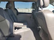 ✅ 2014 Volkswagen Routan SE • VIN: 2C4RVABG7ER134347 • Lot: 61620855. Wystawiony na Copart z przebiegiem 142 270 mil. Bezpłatny archiwum sprzedaży aukcyjnych z USA i szczegółowy raport historii pojazdu na DreamBid. Zdjęcie 11.