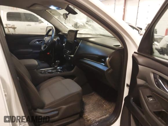 ✅ 2020 Chevrolet Traverse LT Cloth • VIN: 1GNERGKWXLJ263981 • Lot: 41606187. Listed on IAAI with 65,134 mi. Free auction sales archive from the USA and detailed vehicle history report at DreamBid. Image 5.