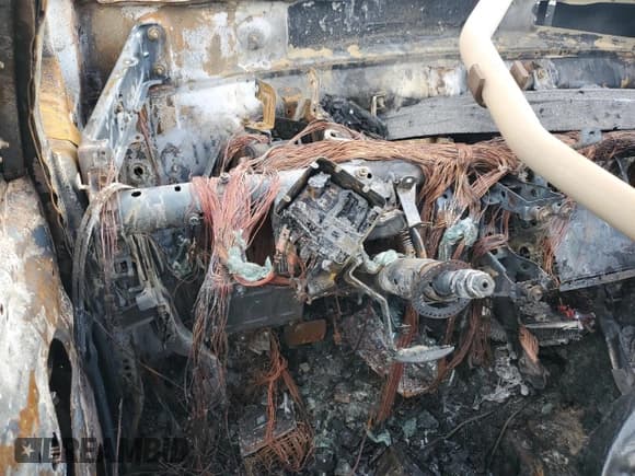 ✅ 2007 Toyota Prius Touring • VIN: JTDKB20U173241950 • Lot: 81870905. Listed on Copart with Not provided. Free auction sales archive from the USA and detailed vehicle history report at DreamBid. Image 9.