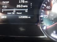 ✅ 2015 Kia Optima SXL Turbo • VIN: 5XXGR4A69FG477323 • Lot: 41971622. Wystawiony na IAAI z przebiegiem 120 896 mil. Bezpłatny archiwum sprzedaży aukcyjnych z USA i szczegółowy raport historii pojazdu na DreamBid. Zdjęcie 16.