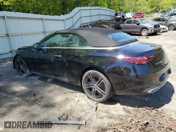 ✅ 2025 Mercedes-Benz CLE 300 • VIN: W1KMK4HBXSF054274 • Lot: 58193425. Wystawiony na Copart z przebiegiem 103 mil. Bezpłatny archiwum sprzedaży aukcyjnych z USA i szczegółowy raport historii pojazdu na DreamBid. Zdjęcie 2.