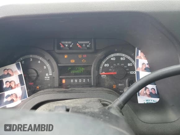 ✅ 2011 Ford Econoline Cargo Commercial • VIN: 1FTNE1EW1BDA44921 • Лот: 61310685. Опубликован ранее на Copart с пробегом 208 807 миль. Бесплатный доступ к архиву аукционных продаж из США и подробный отчёт об истории автомобиля на DreamBid. Изображение 9.