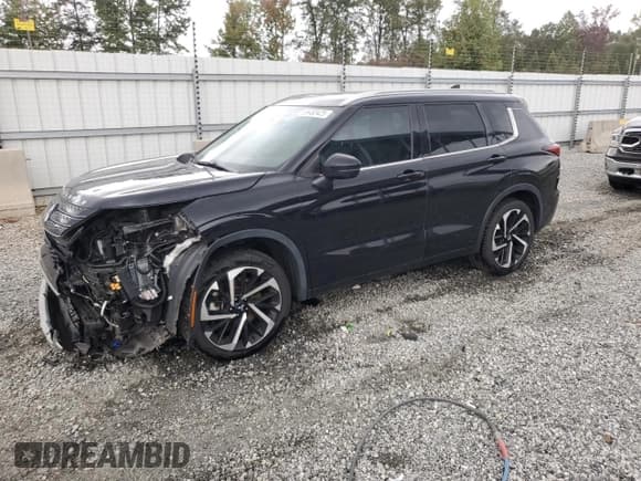 ✅ 2022 Mitsubishi Outlander SEL • VIN: JA4J4VA86NZ079326 • Lot: 85482425. Listed on Copart with 65,195 mi. Free auction sales archive from the USA and detailed vehicle history report at DreamBid. Image 1.