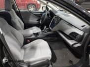 ✅ 2023 Subaru Legacy Premium • VIN: 4S3BWAD68P3014720 • Lot: 43429913. Wystawiony na IAAI z przebiegiem 18 157 mil. Bezpłatny archiwum sprzedaży aukcyjnych z USA i szczegółowy raport historii pojazdu na DreamBid. Zdjęcie 5.