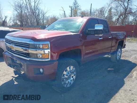 ✅ 2015 Chevrolet Silverado 2500HD LT • VIN: 1GC2KVEG3FZ134852 • Lot: 42041448. Wystawiony na IAAI z przebiegiem 117 061 mil. Bezpłatny archiwum sprzedaży aukcyjnych z USA i szczegółowy raport historii pojazdu na DreamBid. Zdjęcie 2.