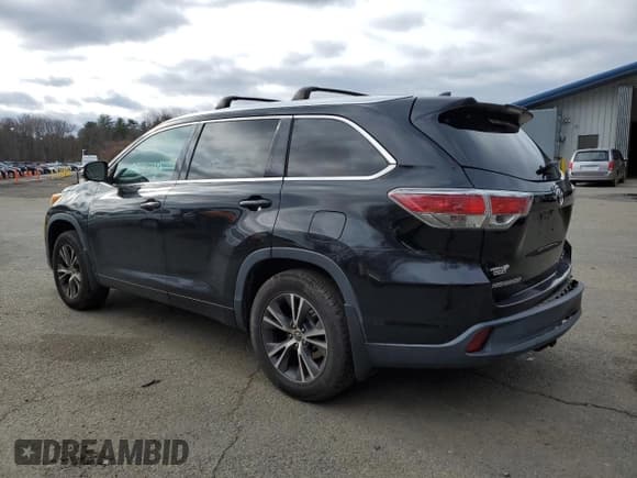 ✅ 2016 Toyota Highlander XLE • VIN: 5TDJKRFH3GS300963 • Lot: 92726075. Wystawiony na Copart z przebiegiem 147 586 mil. Bezpłatny archiwum sprzedaży aukcyjnych z USA i szczegółowy raport historii pojazdu na DreamBid. Zdjęcie 2.