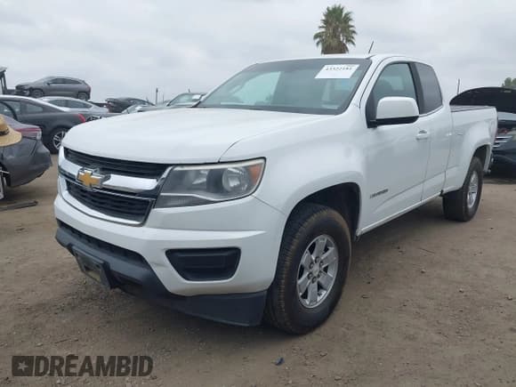 ✅ 2019 Chevrolet Colorado 2WD Work Truck • VIN: 1GCHSBEAXK1175704 • Lot: 43322181. Wystawiony na IAAI z przebiegiem 223 562 mil. Bezpłatny archiwum sprzedaży aukcyjnych z USA i szczegółowy raport historii pojazdu na DreamBid. Zdjęcie 2.