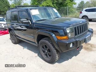 ✅ 2007 Jeep Commander Sport • VIN: 1J8HG48P77C632972 • Lot: 43004736. Wystawiony na IAAI z przebiegiem 201 495 mil. Bezpłatny archiwum sprzedaży aukcyjnych z USA i szczegółowy raport historii pojazdu na DreamBid. Zdjęcie 1.