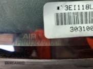 ✅ 1998 Ford Explorer XL • VIN: 1FMZU32X0WUC48222 • Лот: 44217685. Опубликован ранее на Copart с пробегом 167 245 миль. Бесплатный доступ к архиву аукционных продаж из США и подробный отчёт об истории автомобиля на DreamBid. Изображение 13.